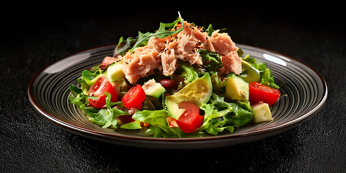 Salat mit Thunfisch Em-Altertümche